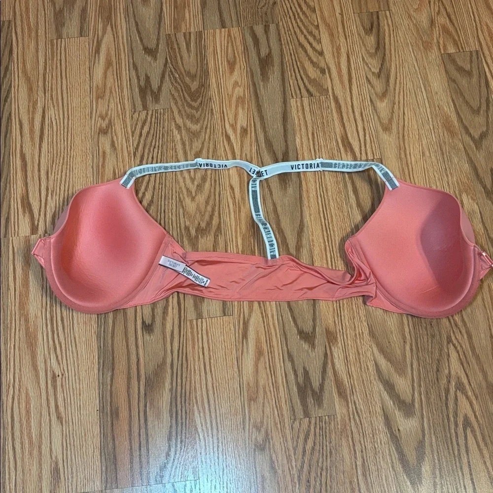 Victoria’s Secret T-shirt lightly lined, Demi Bra, Peach, 38DD
